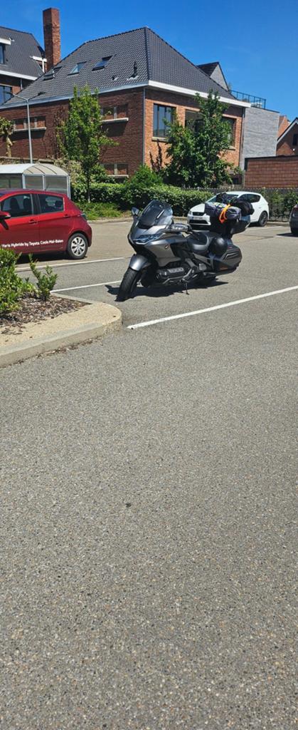 A vendre goldwing 1800gl, Particulier