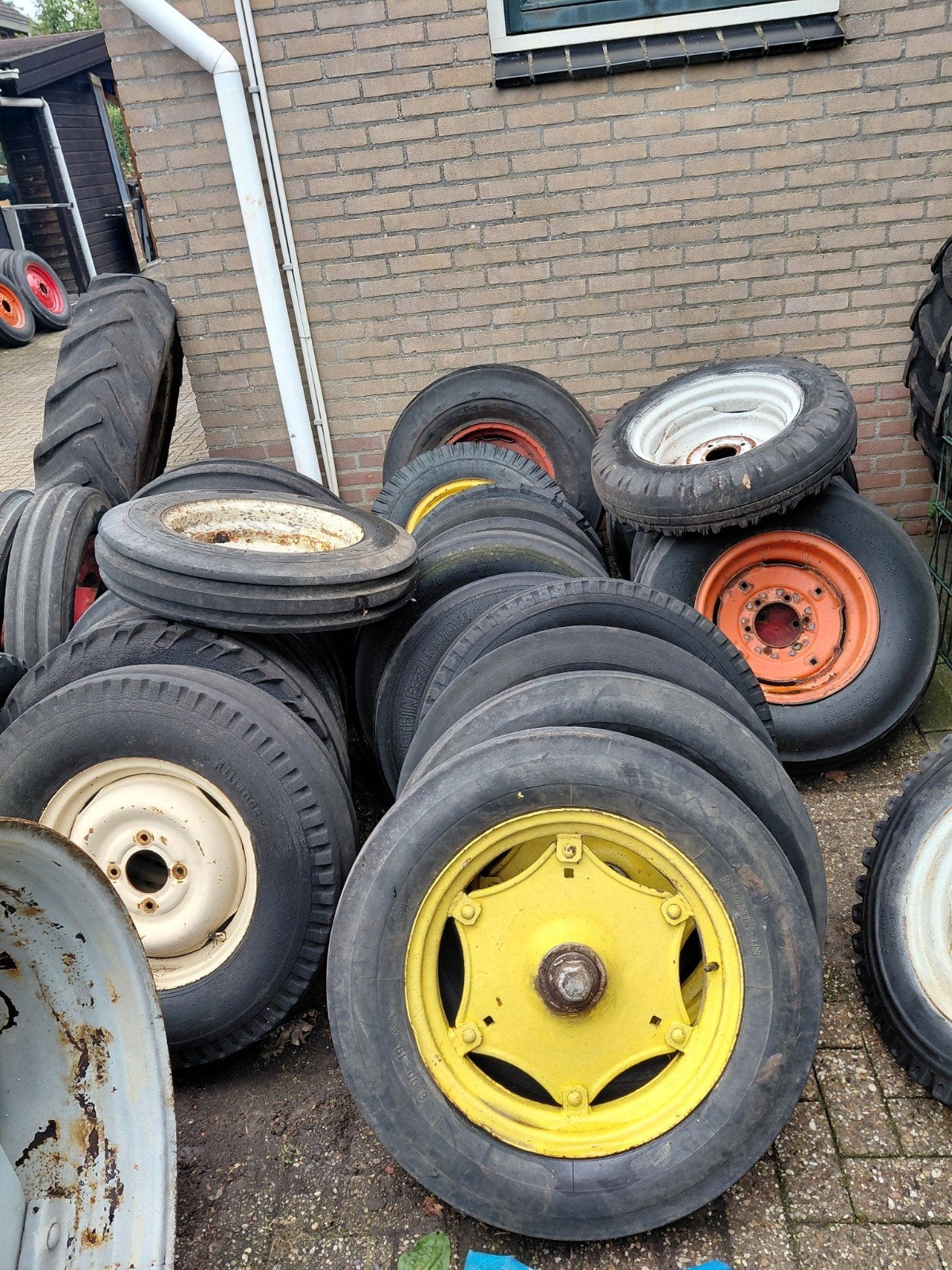 setjes tractor banden voorbanden en achterbanden, Enlèvement
