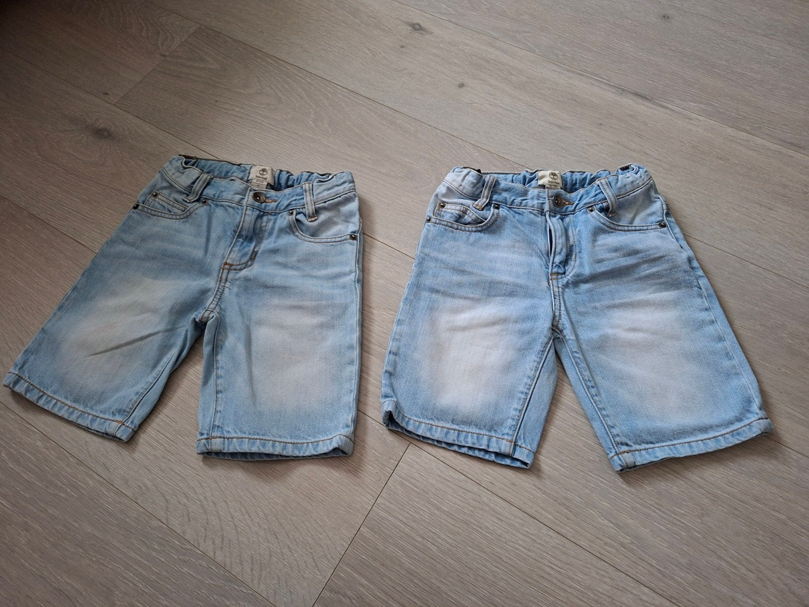 Short Timberland, Enfants & Bébés, Vêtements enfant | Taille 128, Enlèvement ou Envoi, Timberland, Garçon, Pantalon