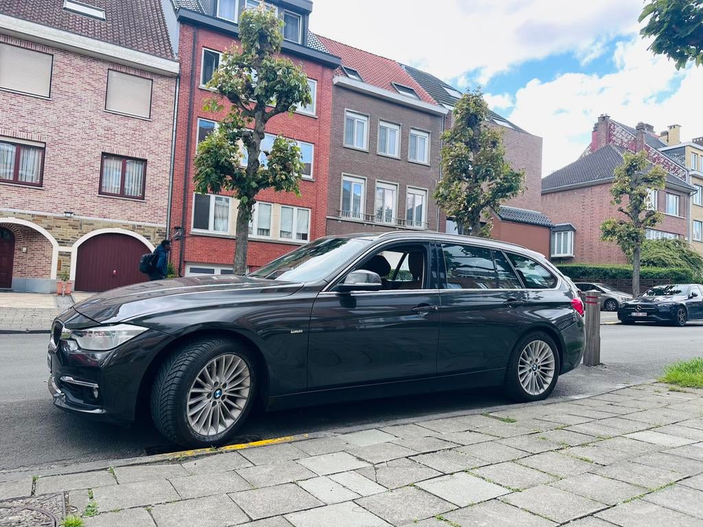 BMW 318d - CARBOX KLAAR OM GEREGISTREERD TE WORDEN, Auto's, BMW, Automaat, Euro 6, Diesel, Particulier