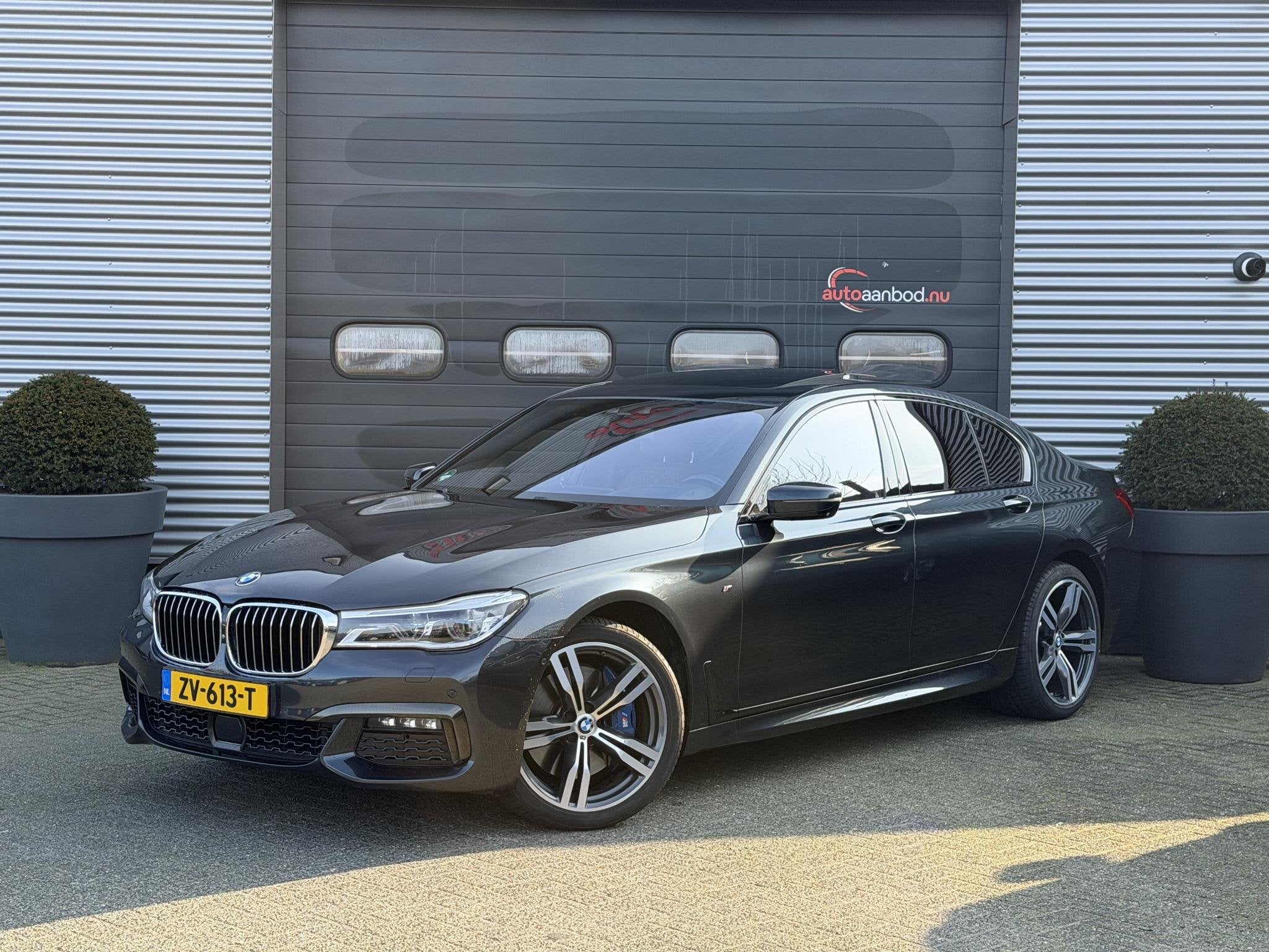 BMW 7-serie 750i xDrive High Executive M-Sport | Panoramadak, Automaat, 4 deurs, Gebruikt, 4395 cc