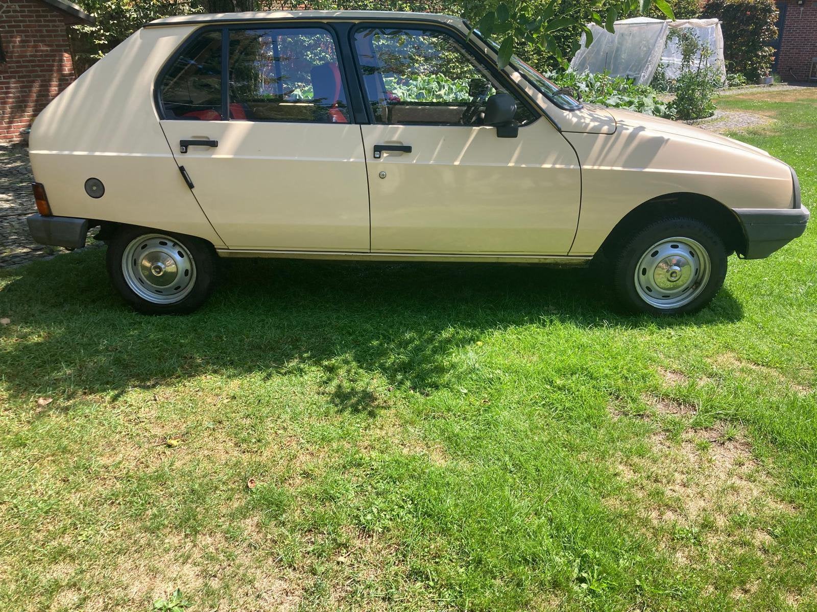 Oldtimer Citroën Visa te koop, foto 2