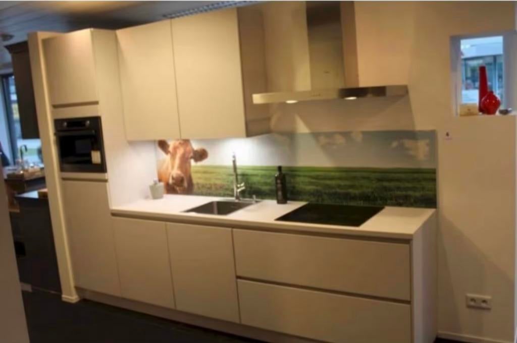 Nieuwe tentoonstellingskeuken, Huis en Inrichting, Keuken | Complete keukens, Overige typen, Nieuw, Ophalen of Verzenden, Hout