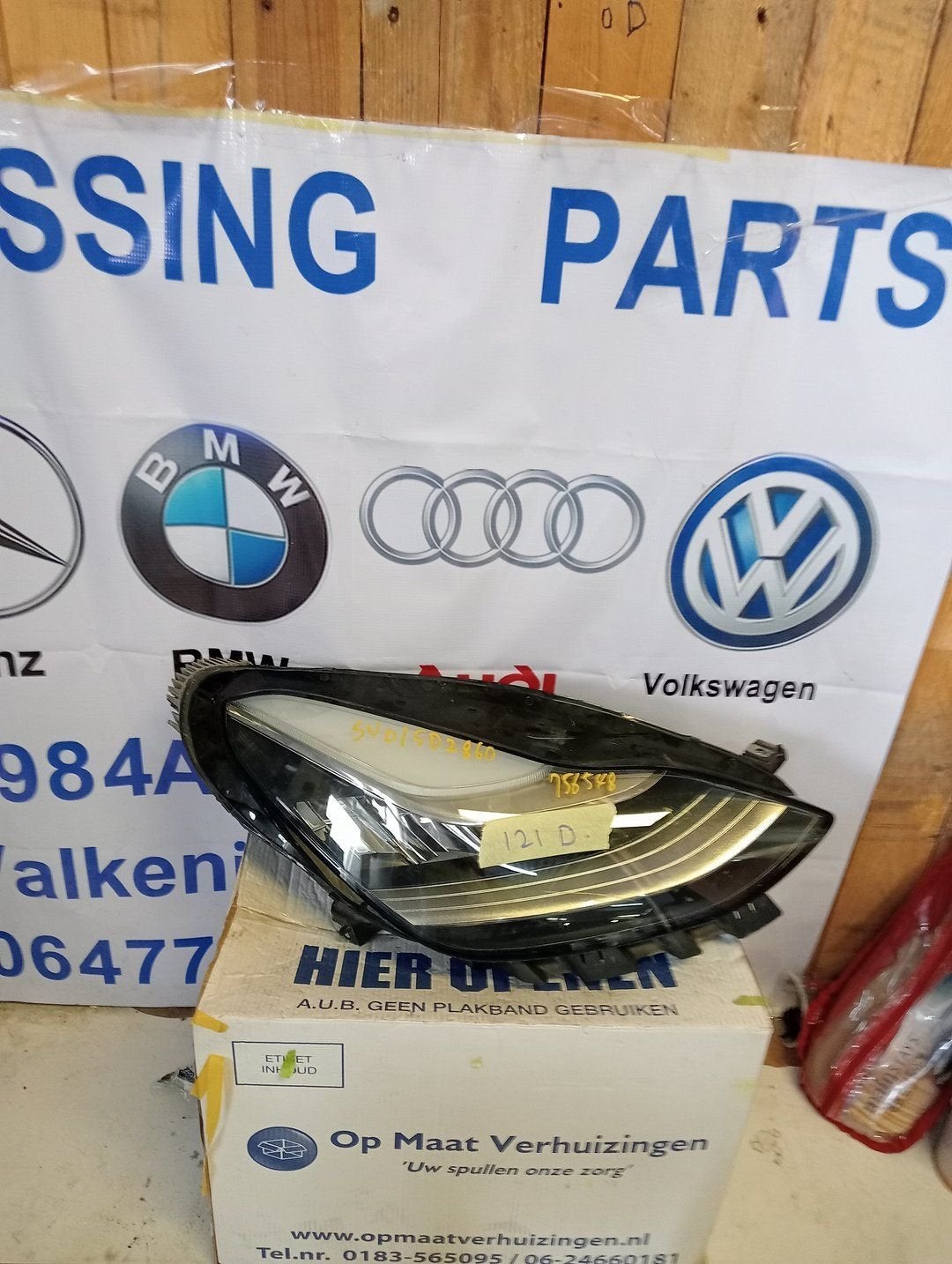 TESLA MODEL 3 Koplampen Rechts met artikelnummer 1077372-00, Autos : Pièces & Accessoires, Éclairage, Autres marques automobiles
