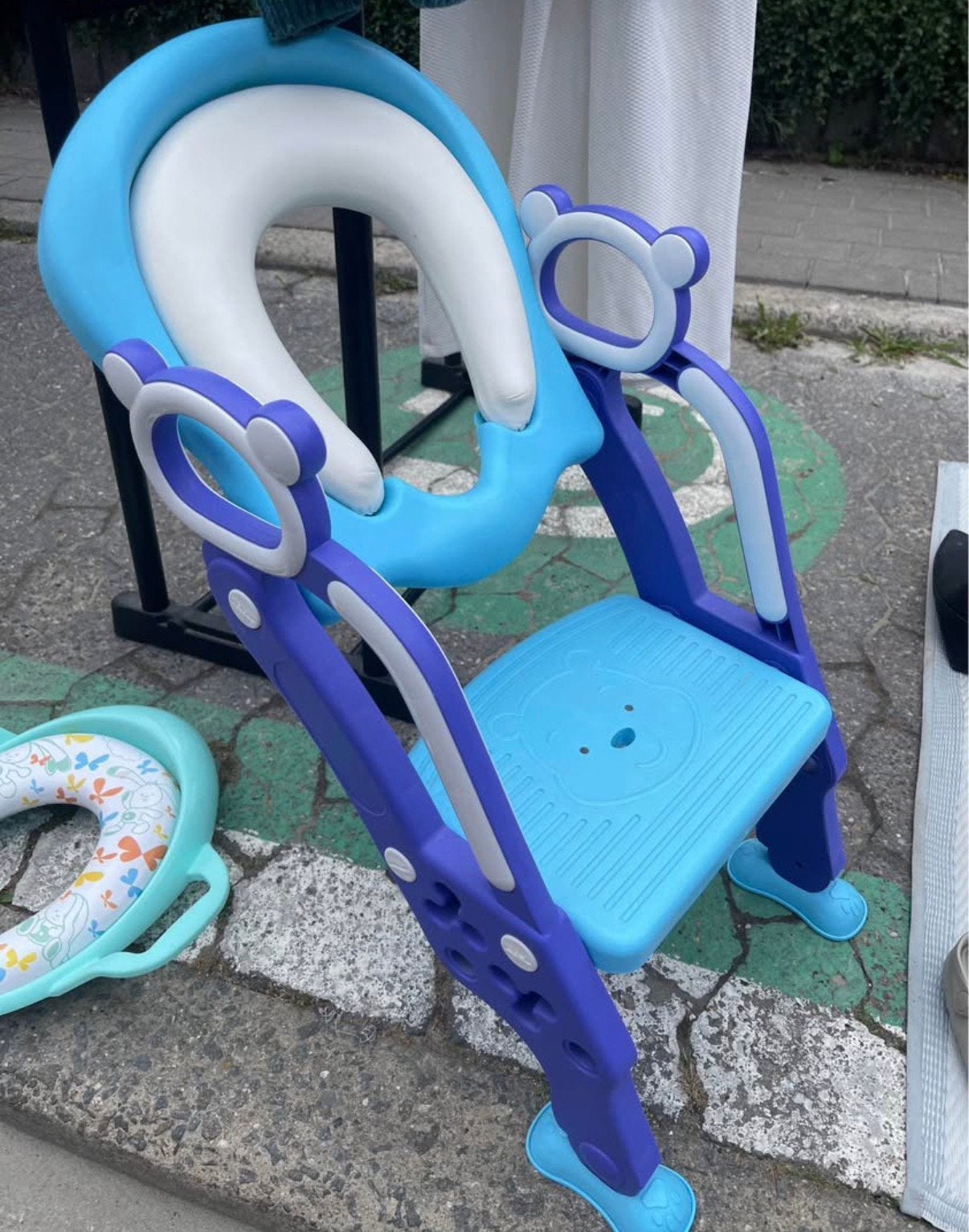 Réducteur de toilette avec marches ecru, Enlèvement, Comme neuf