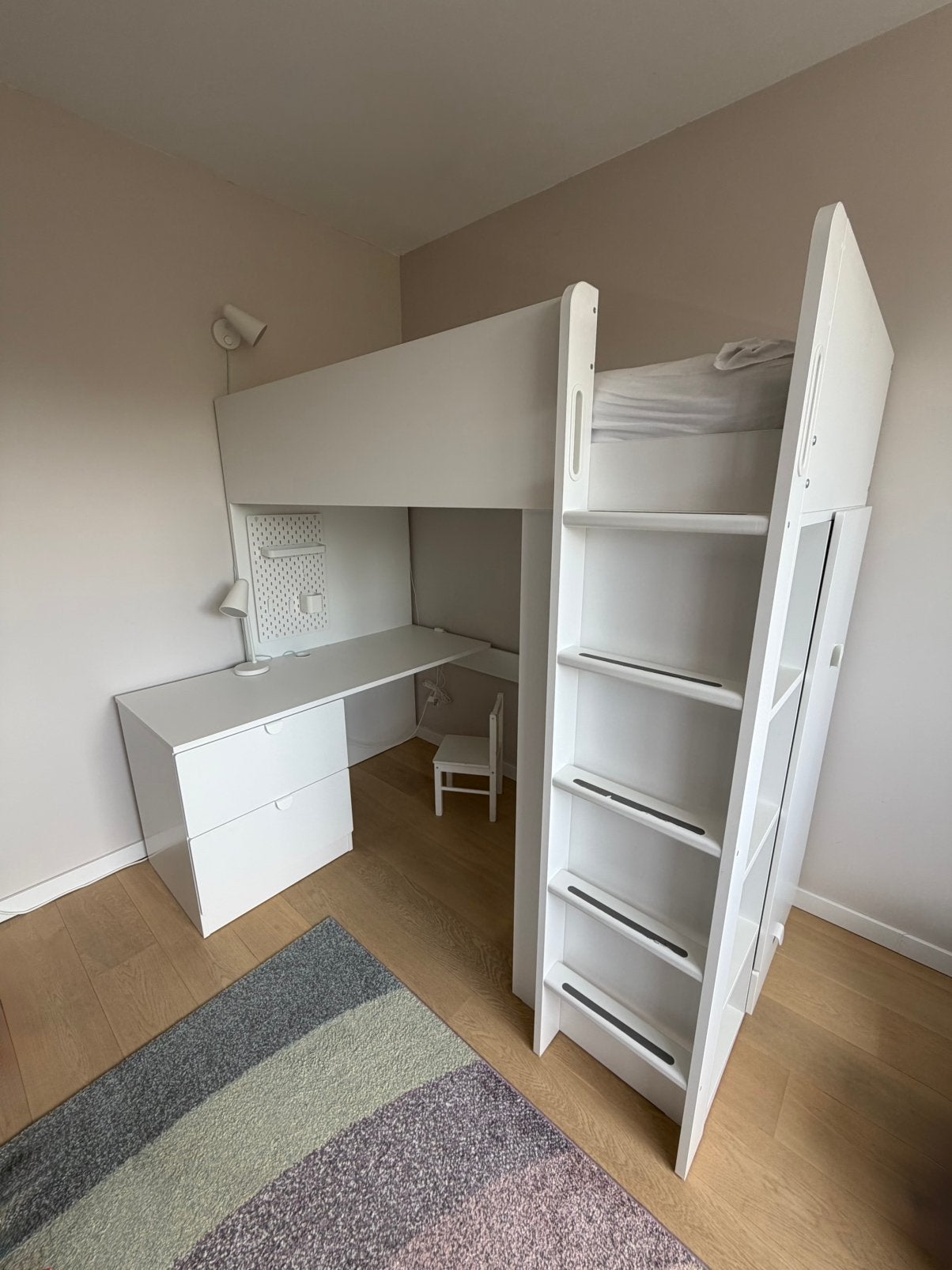 SMÅSTAD Ikea Hoogslaper - wit met bureau en matras, Ophalen, Zo goed als nieuw, Hoogslaper