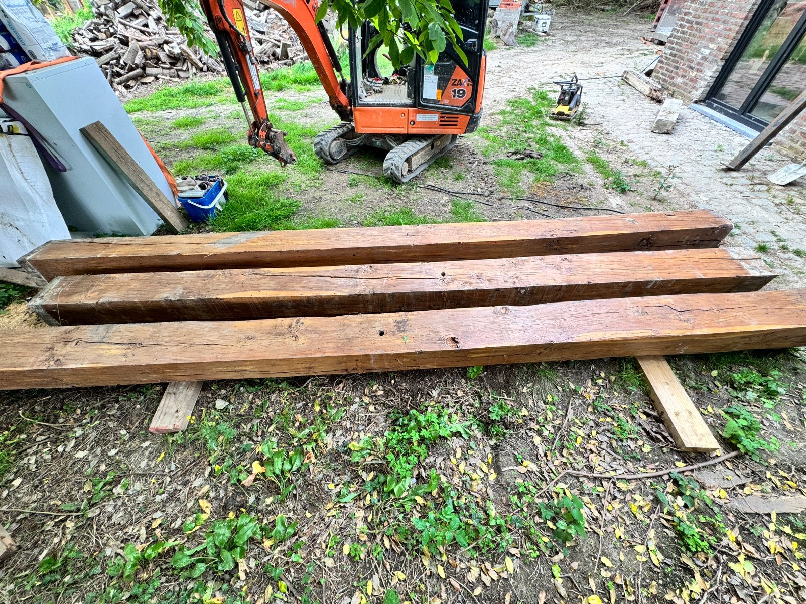 Massieve eiken balken, Tuin en Terras, Palen, Balken en Planken, Ophalen, Zo goed als nieuw, Balken