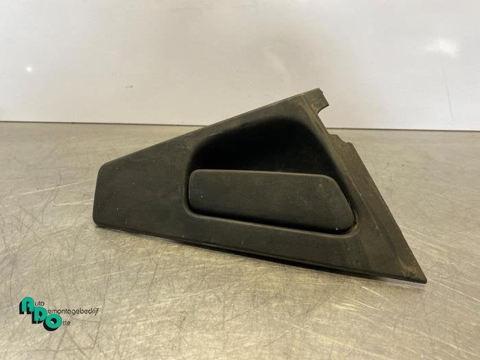 Poignée portière 4portes arrière gauche d'un Renault Clio, Renault, -, 3 mois de garantie, Utilisé