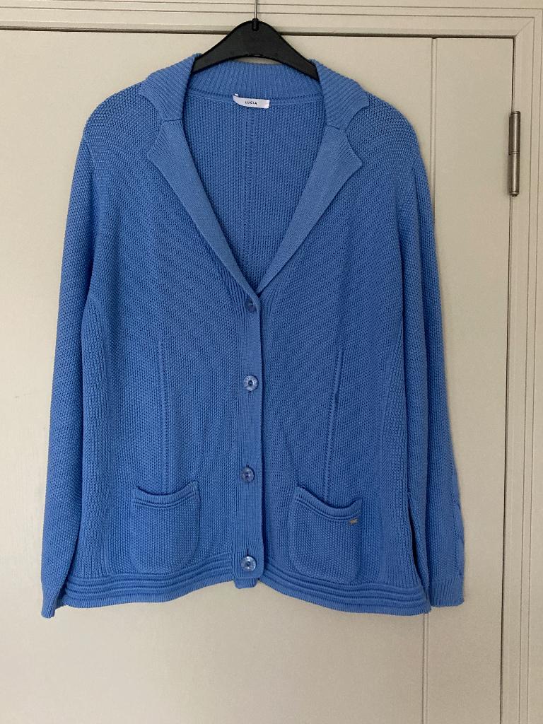 Mooie blauwe damesgilet LUCIA, maat 42. Zeer goede staat, Kleding | Dames, Blauw, Maat 42/44 (L), Ophalen of Verzenden, Gedragen