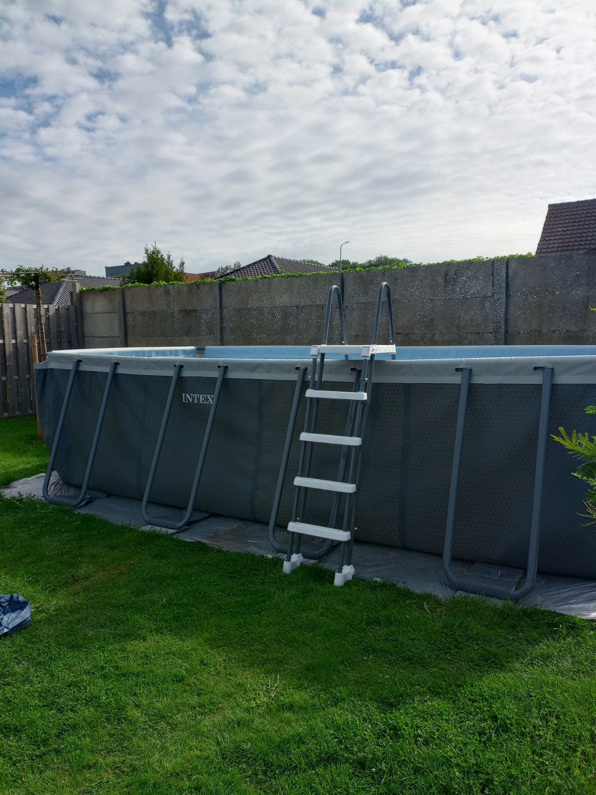 Piscine Intex 5m49 sur 2m74 et 1m32 de hauteur, Jardin & Terrasse, Enlèvement