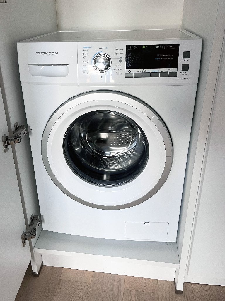 Wasmachine Thomson TW7140EU, 7 kg, 1200 à 1600 tours, 6 à 8 kg, 85 à 90 cm, Programme lavage à la main