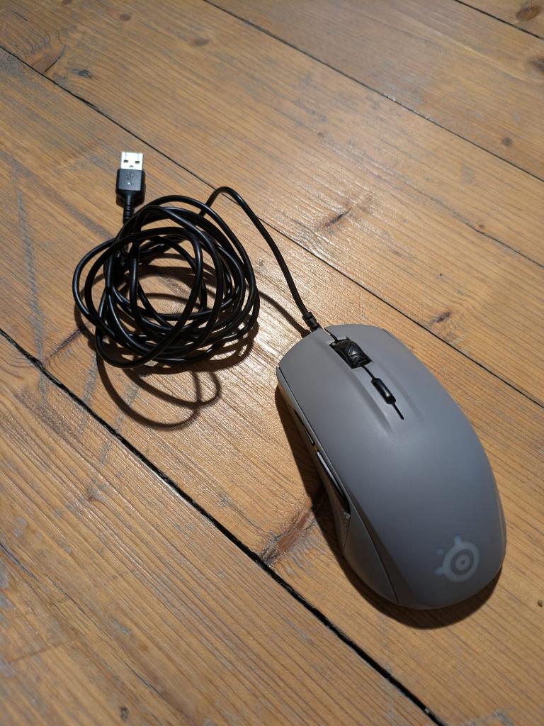 Steelseries Rival 110, Souris, Enlèvement ou Envoi, Utilisé, Droitier