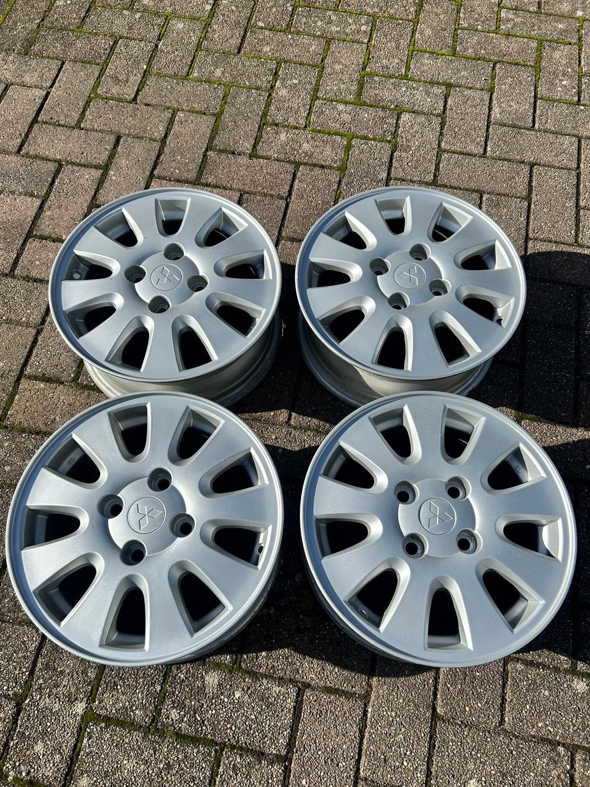 4x114.3 Mitsubishi, Autos : Pièces & Accessoires, Enlèvement, Utilisé, 15 pouces, Jante(s)