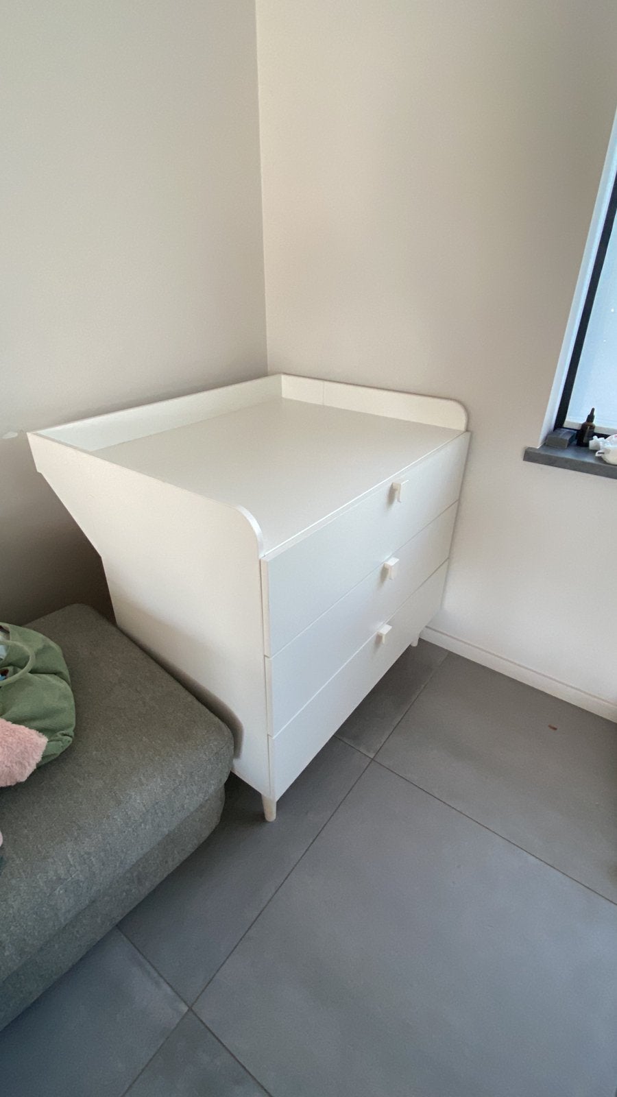 Meuble a langer qui devient armoire, Enlèvement, Comme neuf, Armoire