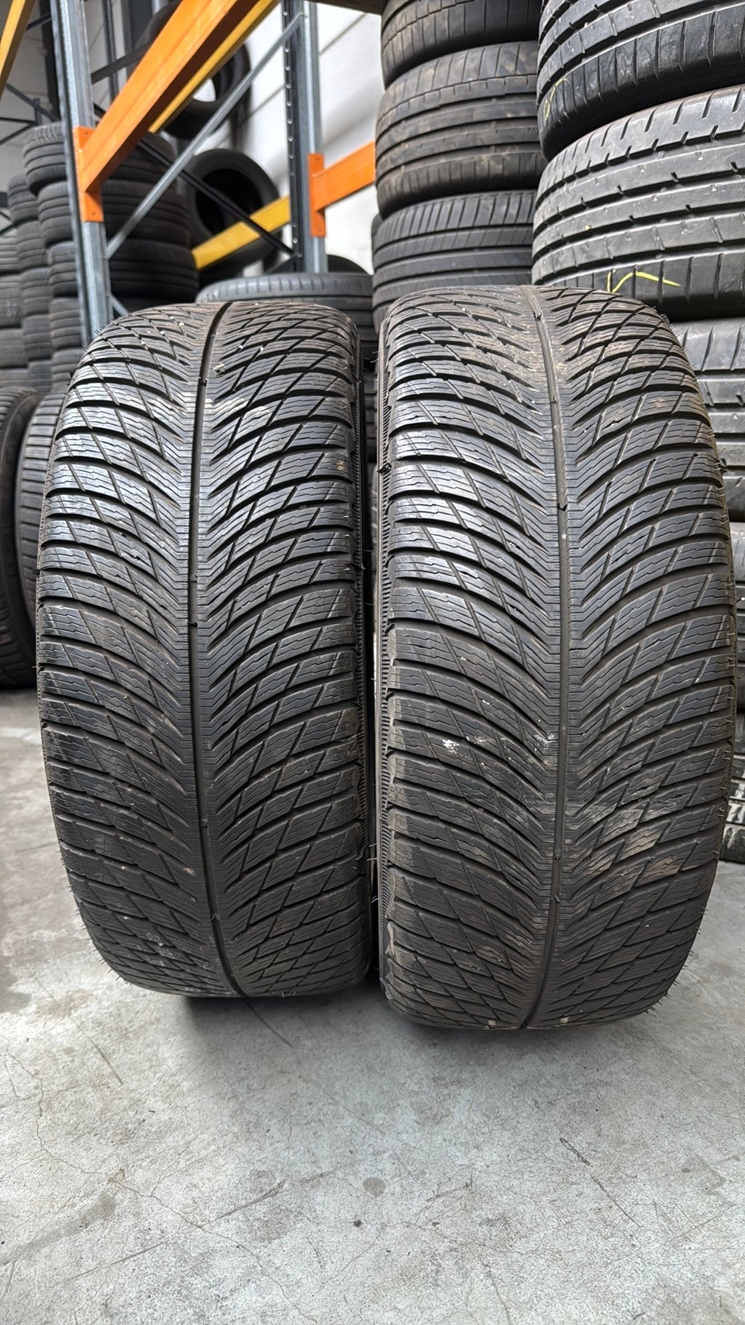 2254519 225/45/19 225/45R19 winterbanden merk Michelin, Ophalen