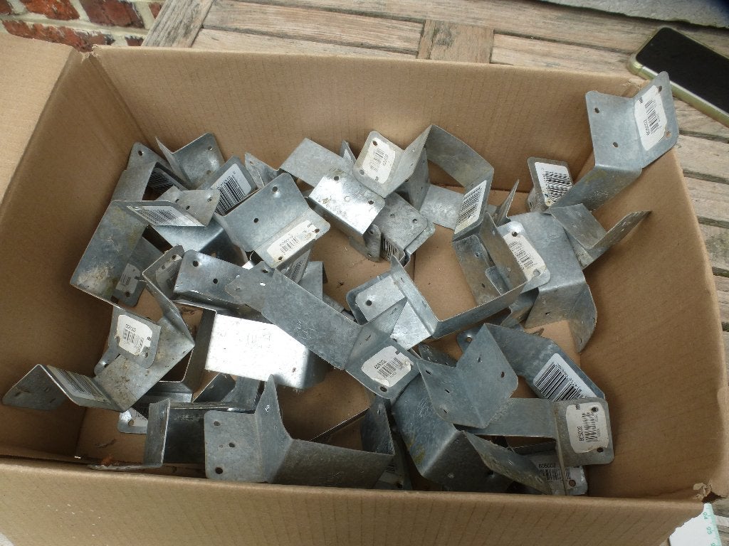 32 SUPPORTS ET RÉGULATEURS DE POUTRES DE PETITE TAILLE, Bricolage & Construction, Enlèvement ou Envoi, Comme neuf, Autres types
