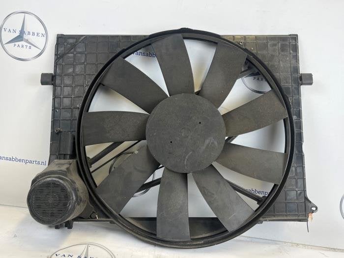 Ventilateur moteur d'un Mercedes ML-Klasse, -, 3 mois de garantie, Utilisé, -