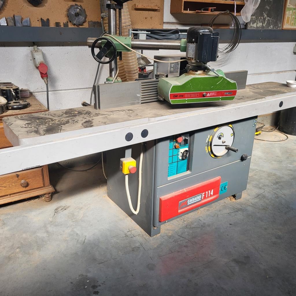 Topie ou fraiseuse. Casadei F114., Bricolage & Construction, Enlèvement