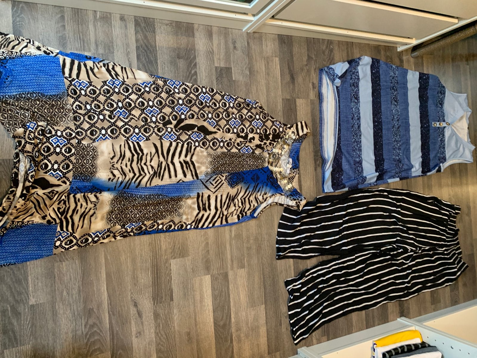 Kleedjes en broek maar m, Ophalen, Zo goed als nieuw, Maat 38/40 (M)