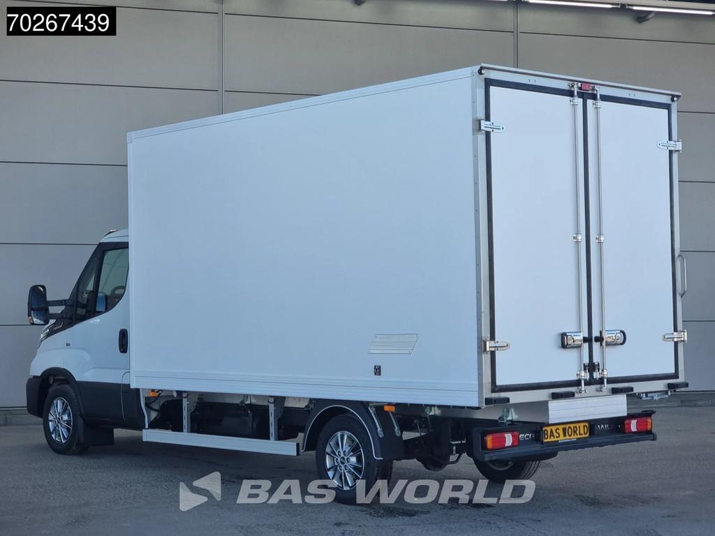 Iveco Daily 35S18 BPM VRIJ! 3.0L Koelwagen Vriezer Thermokin, Automaat, Stof, Euro 6, 4 cilinders