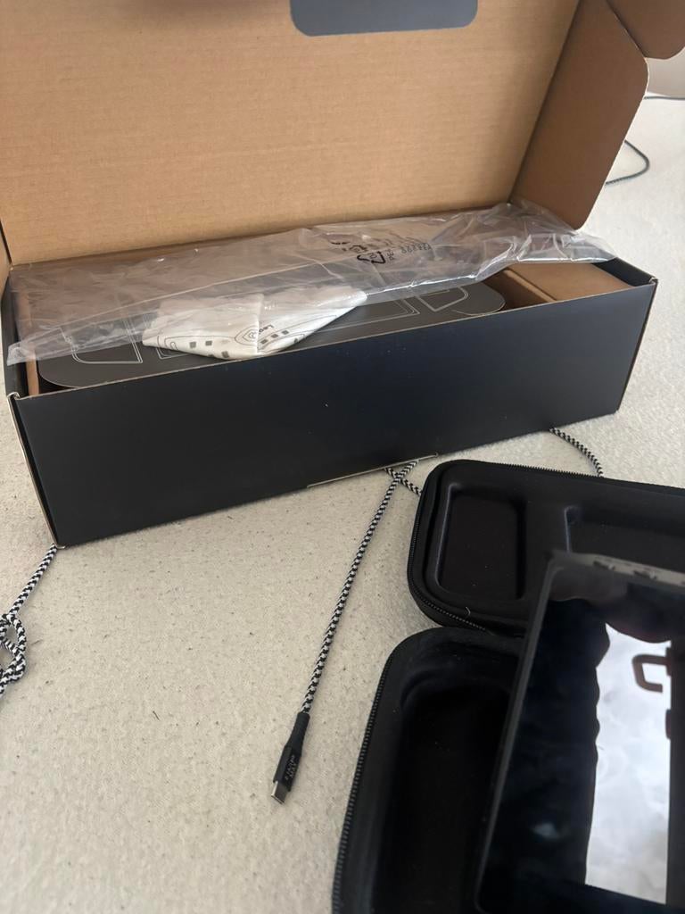 Lenovo legion go z1 extreme windows, Enlèvement, Comme neuf