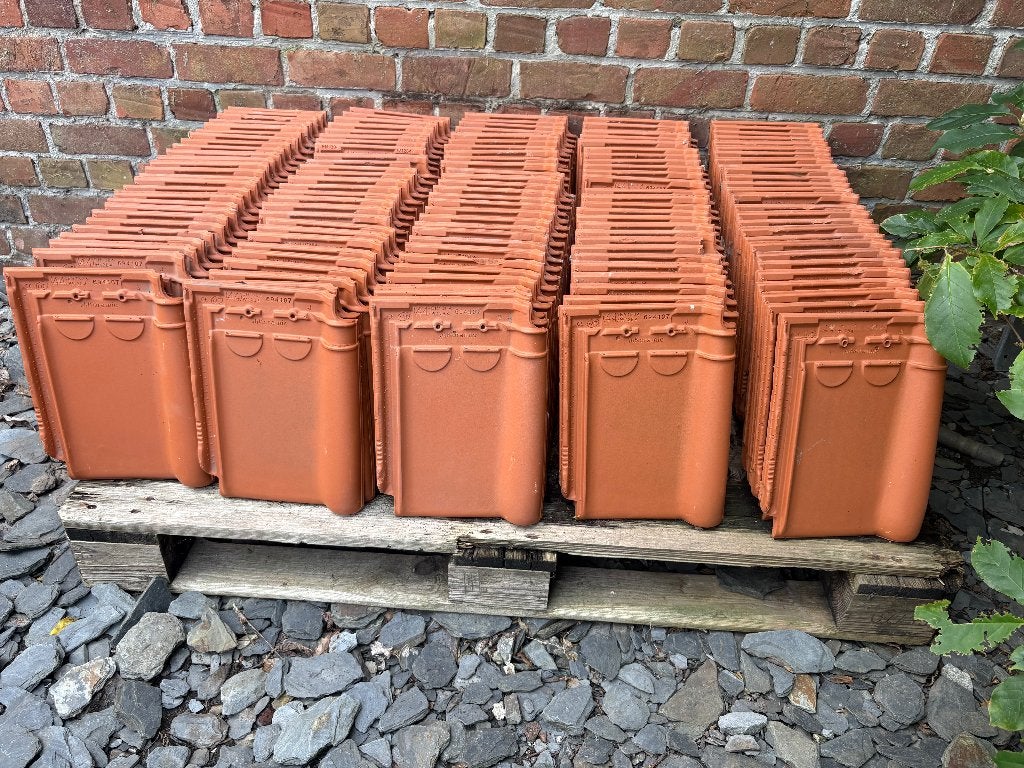 Stormpan 44 rood, Ophalen, Steen of Klei, Nieuw, 5 tot 10 m²