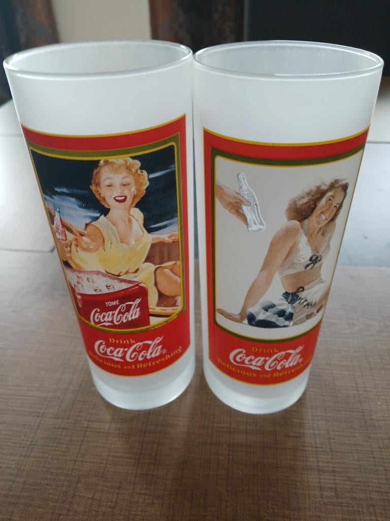 2 verres Coca-Cola vintage, Enlèvement ou Envoi, Comme neuf, Verre à soda
