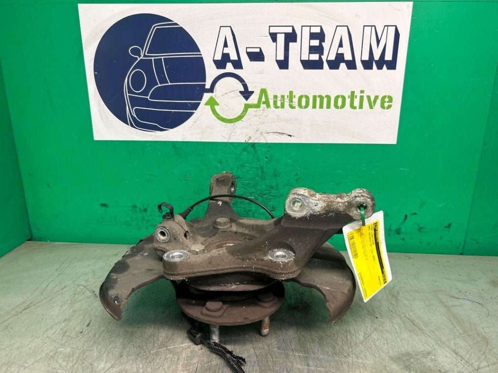 FUSEE LINKS VOOR Opel Insignia (01-2008/03-2017), Gebruikt, Opel, Opel Automobile GmbH, Kontakt-opel@opel.com