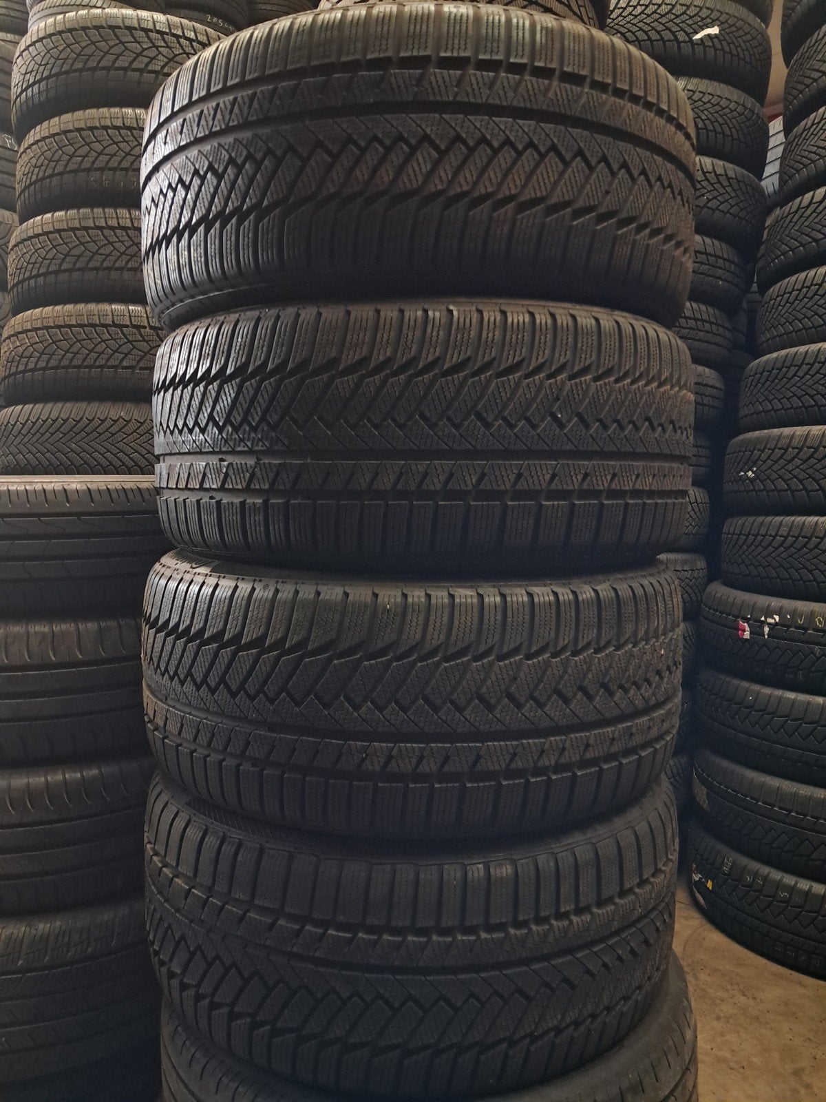 255/40/19 255/40r19 2554019 Démo hivernale continentale, Enlèvement