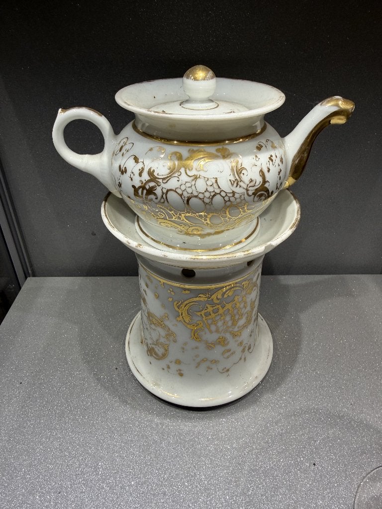 Théière ancienne en porcelaine avec support pour chauffe-pla, Enlèvement ou Envoi