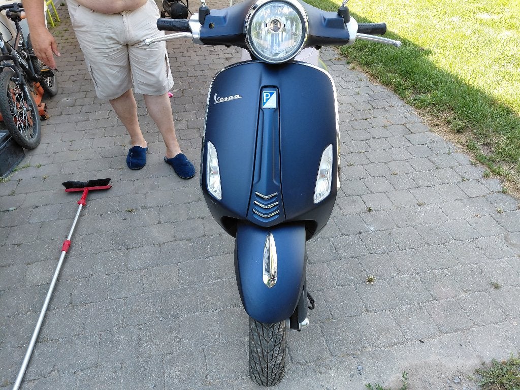 Vespa primavera très bonne etat, Fietsen en Brommers, Scooters | Vespa, Nieuw, Klasse A (25 km/u), Ophalen of Verzenden, Benzine