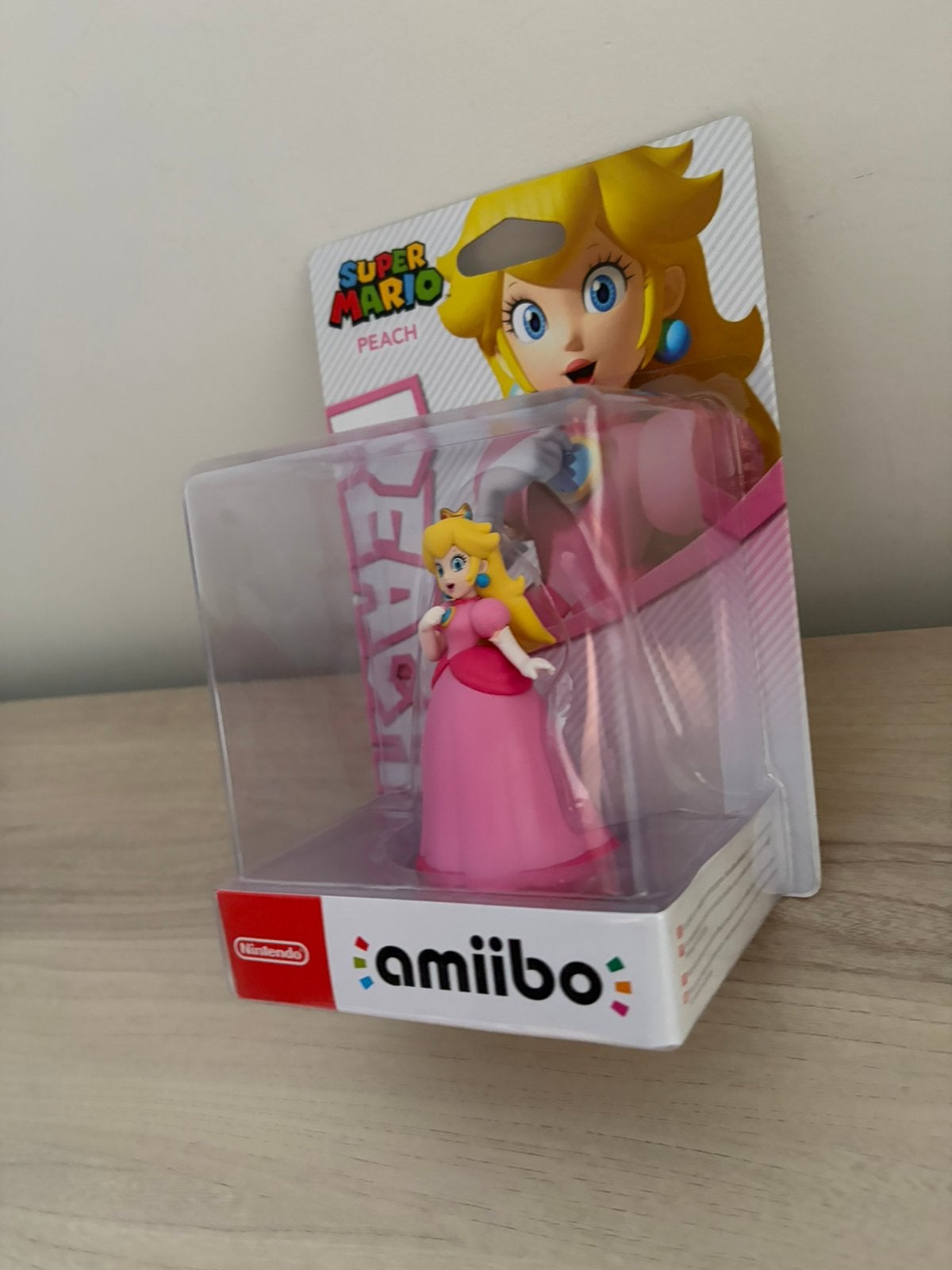 Nintendo Peach amiibo – Super Mario Collection – Boxed EUR, Ophalen of Verzenden, Zo goed als nieuw