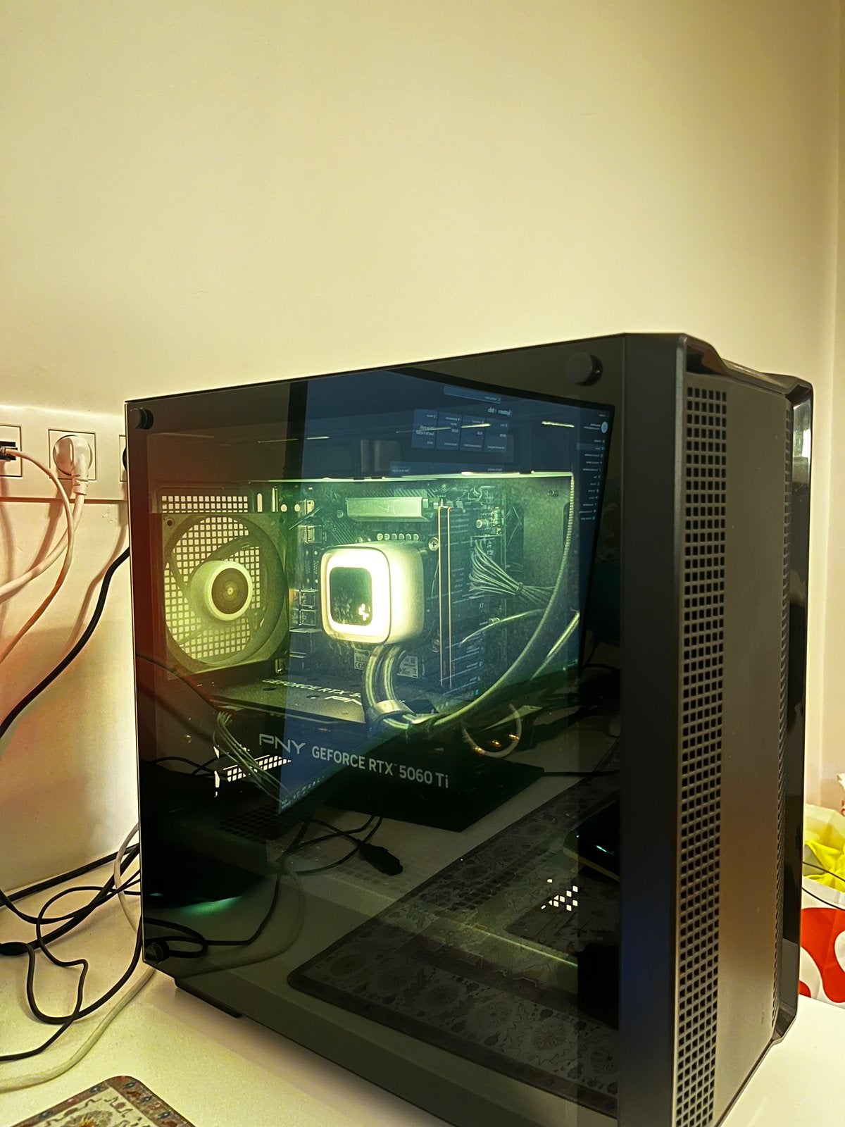 Game PC RTX 5060 Ti 16GB i7-12700KF 32GB RAM, Ophalen, Zo goed als nieuw