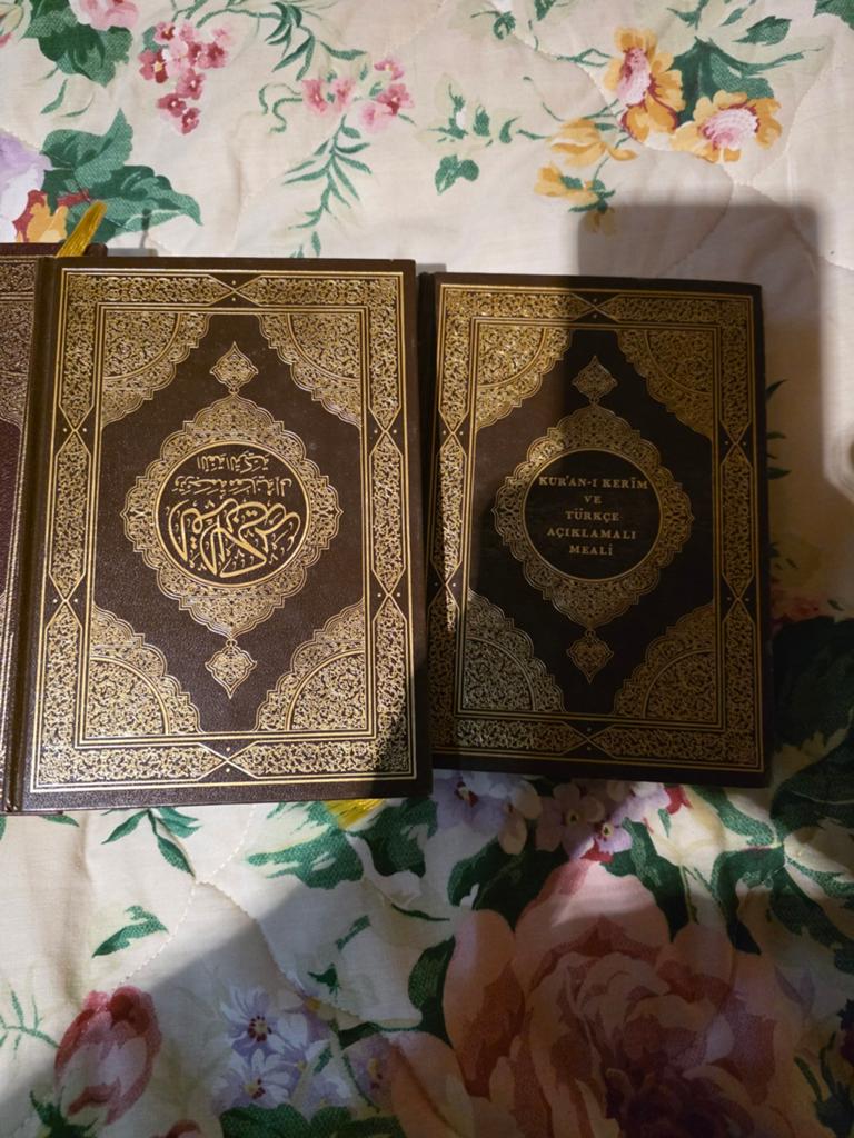 Koran met Frans en turks vertaling, Ophalen
