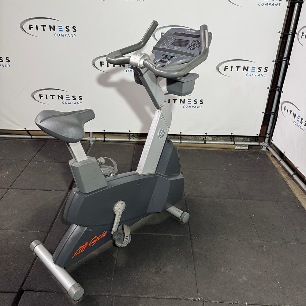 Life Fitness - Lifecycle - Upright Bike, Ophalen of Verzenden, Gebruikt, Benen, Overige typen