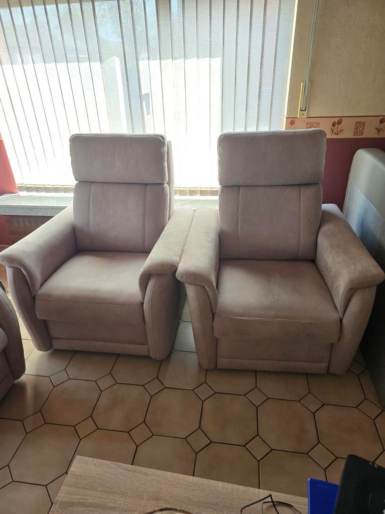 Zo goed als nieuw salon, Enlèvement