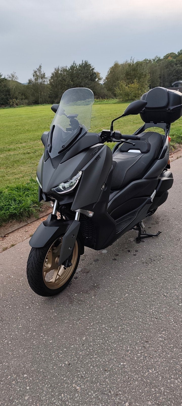 A vendre Scooter XMax 300 de 2021, 300 cm³, Scooter, Occasion, Particulier