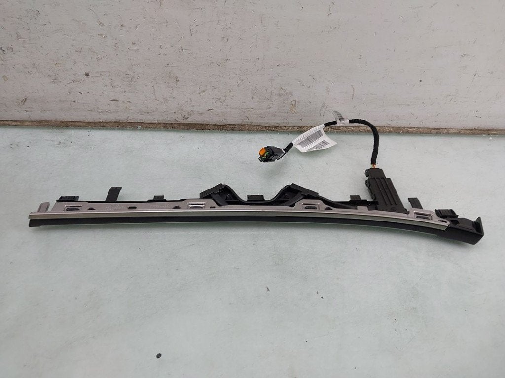 DIVERS Peugeot 208 II (UB / UH / UP) (01-2019/-), Kontakt-peugeot@peugeot.com, Utilisé, Peugeot Deutschland GmbH, Bahnhofsplatz
65423  Rüsselsheim, DE