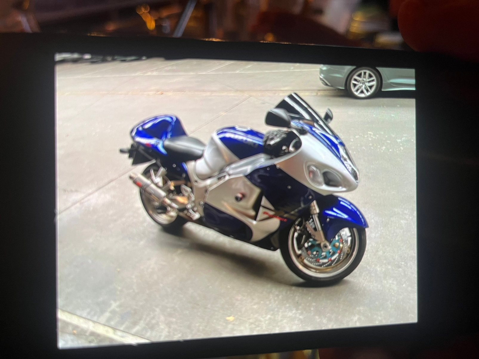 Hayabusa, Motoren, Particulier