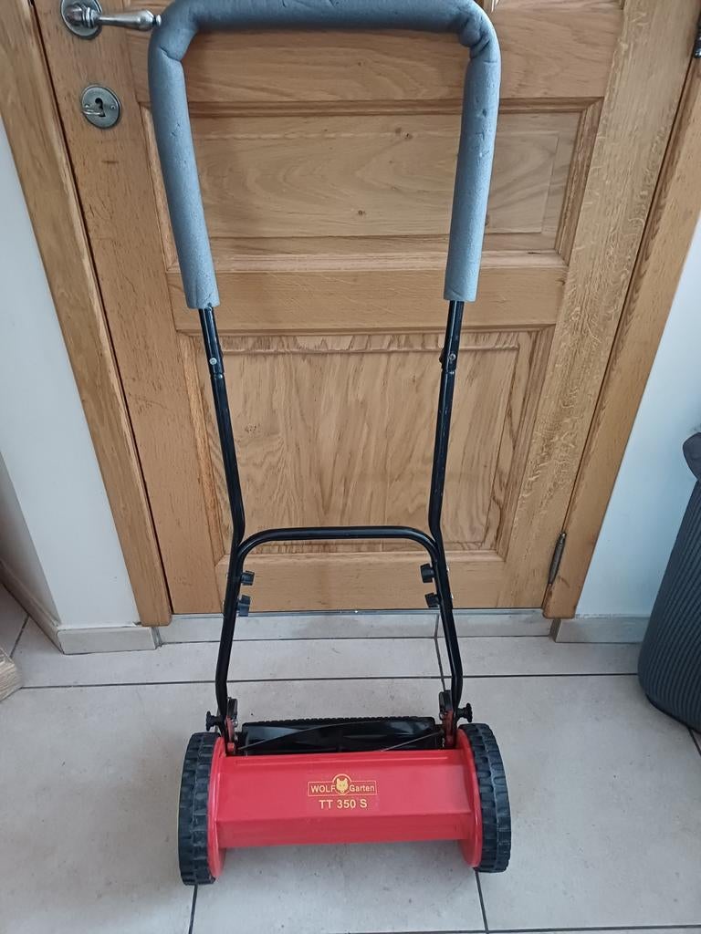 Wolf Garten handmaaier, Tuin en Terras, Grasmaaiers, Zo goed als nieuw, Handgrasmaaier, 30 t/m 39 cm, Kooimesmaaier, Opvangbak