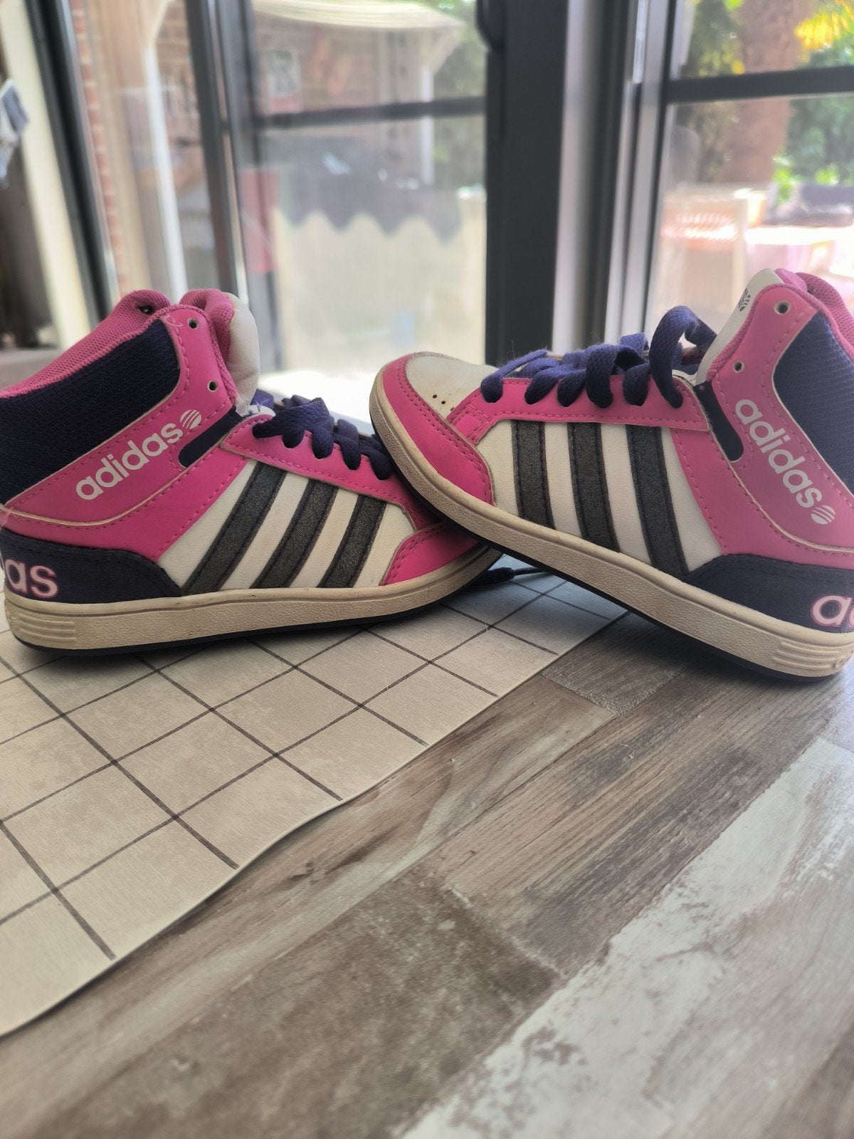 Chaussures pour fille taille 29, Kinderen en Baby's, Speelgoed | Buiten | Rolschaatsen, Ophalen