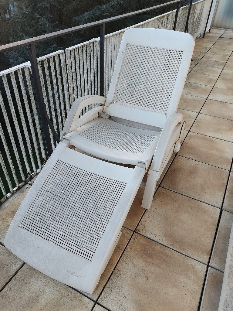 Chaise longue blanche, Enlèvement, Utilisé, Plastique, Mobile