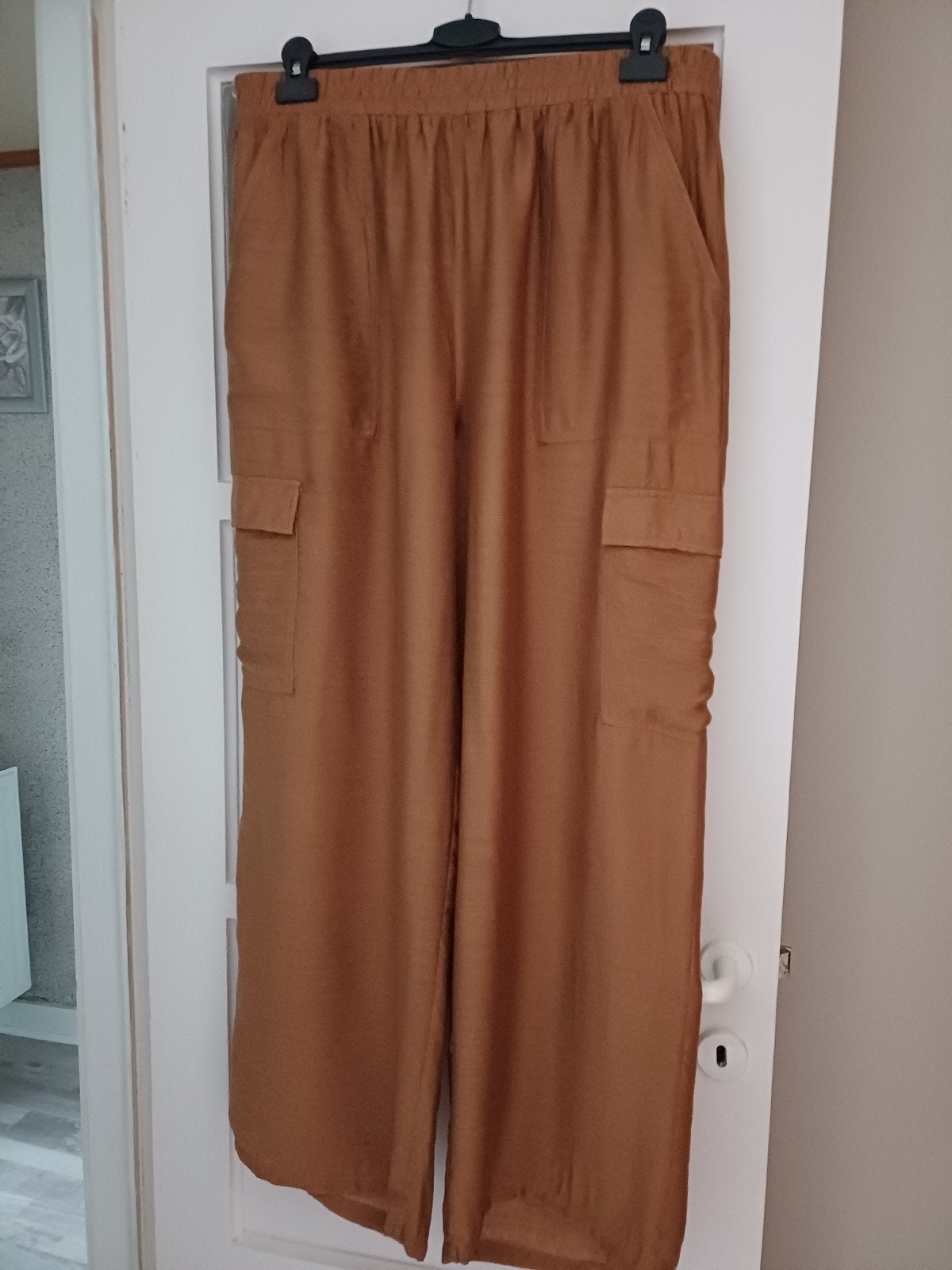 yest bruine broek, Vêtements | Femmes, Enlèvement ou Envoi
