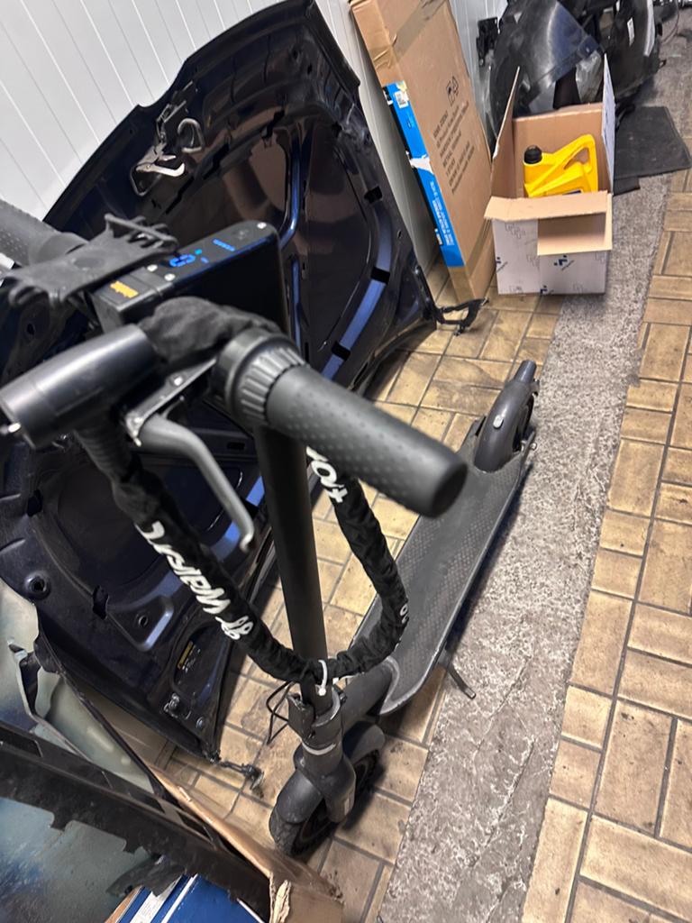 Ninebot G30 [31kmph], Fietsen en Brommers, Steps, Ophalen, Gebruikt, Elektrische step (E-scooter)
