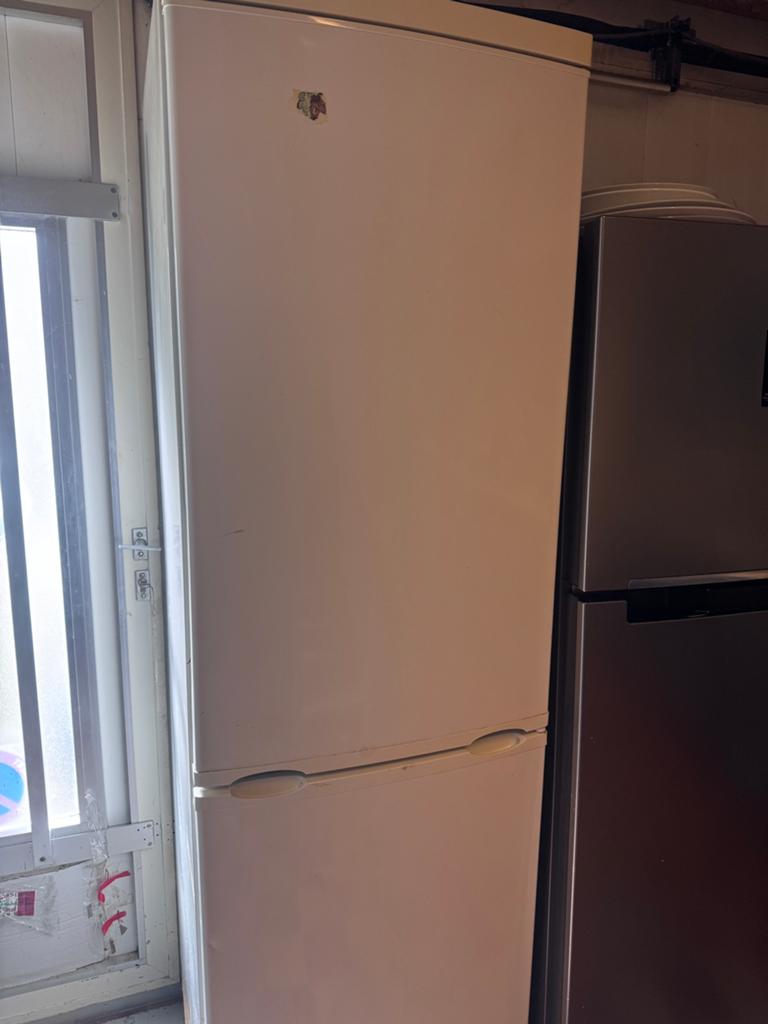 Frigo bosh, Electroménager, Enlèvement, Comme neuf