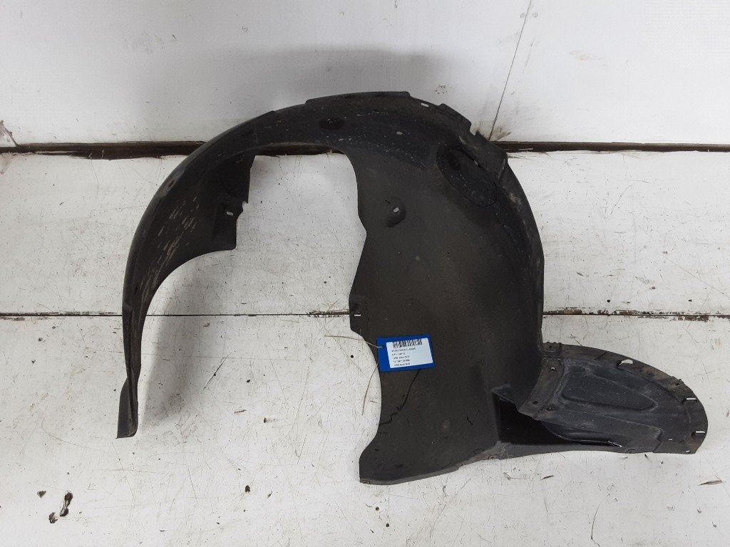 BINNENSPATSCHERM RECHTS VOOR Skoda Fabia II (5J), Auto-onderdelen, Gebruikt, Voor, Skoda, Spatbord