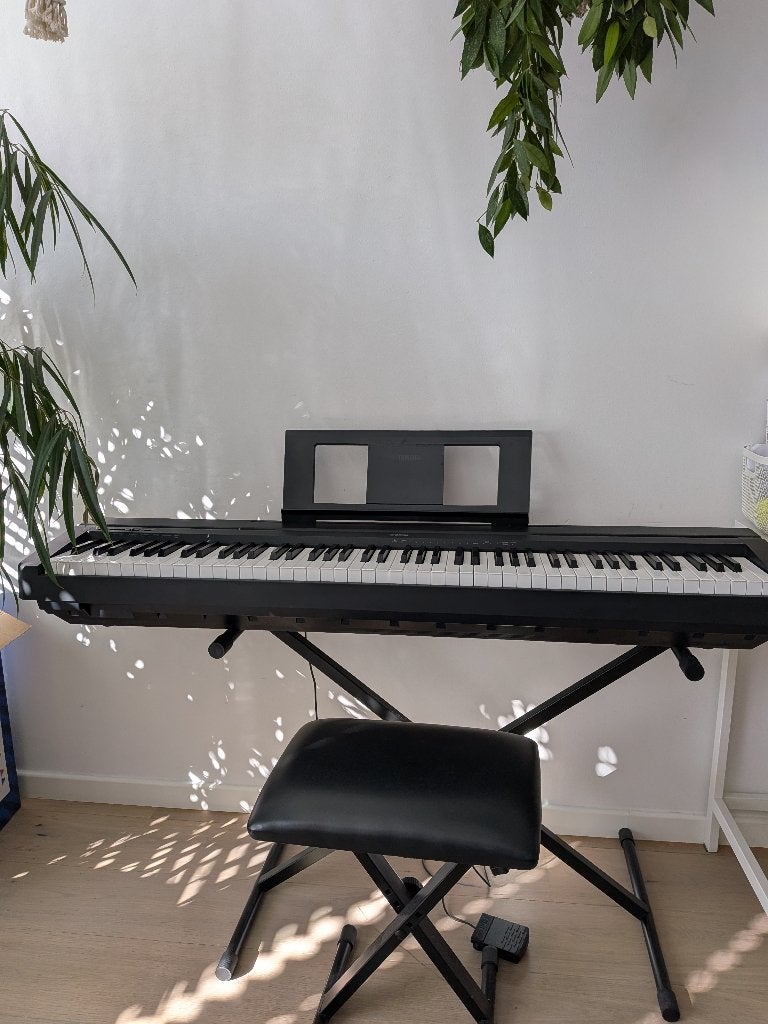 Digitale piano Yamaha P45, Muziek en Instrumenten, Piano's, Ophalen, Gebruikt, Zwart, Digitaal