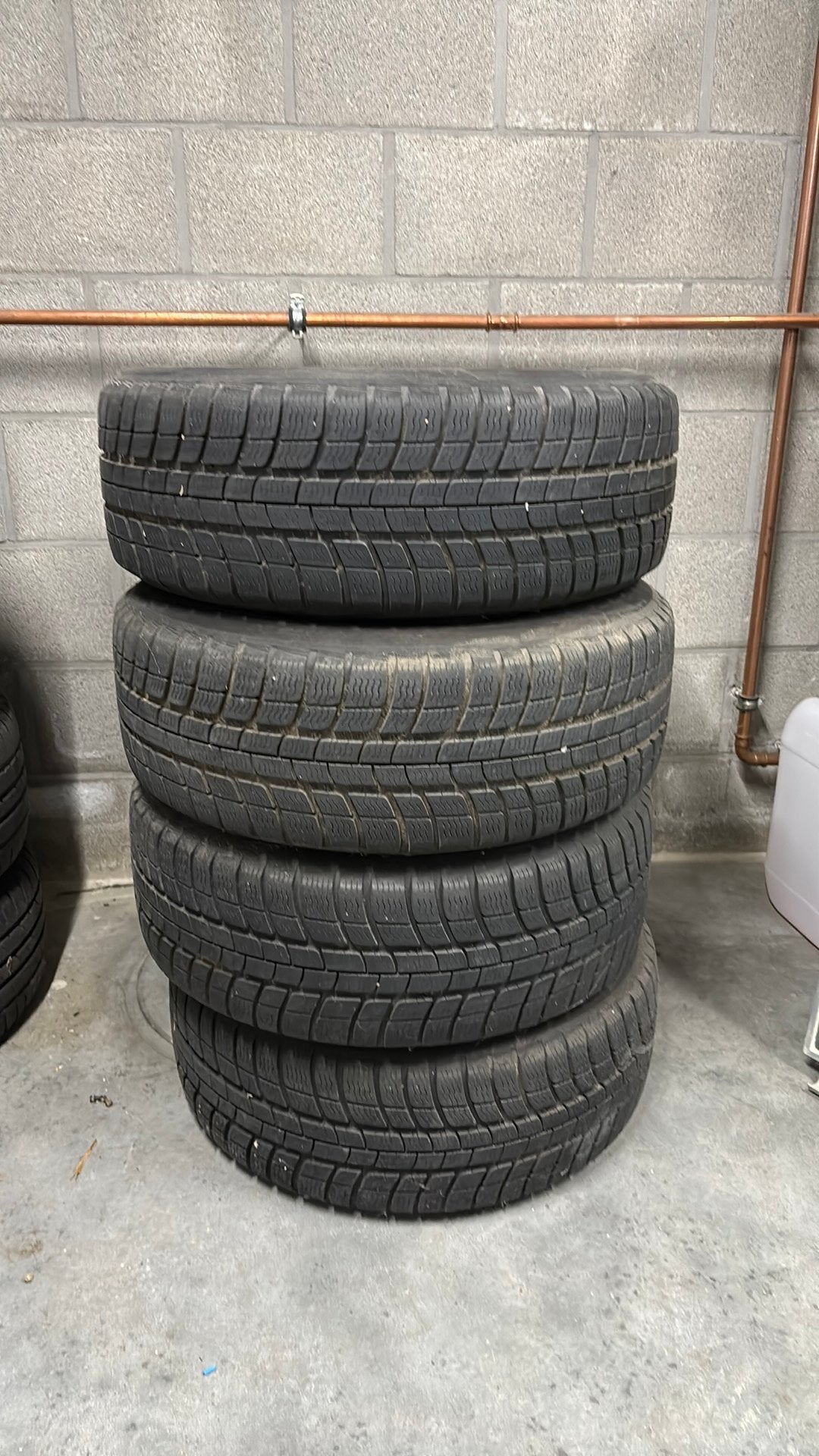 Winterbanden op stalen velg, Autos : Pièces & Accessoires, Pneus & Jantes, Pneus et Jantes, Pneus hiver, 16 pouces, Véhicule de tourisme