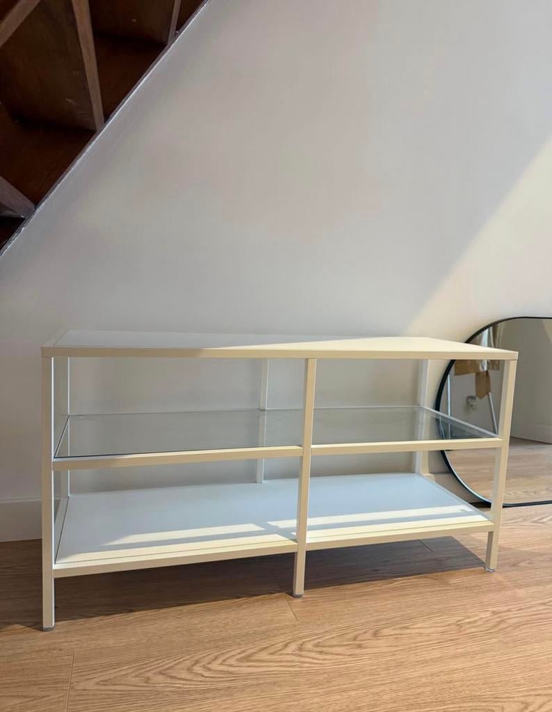 IKEA tv meubel, Huis en Inrichting, Tafels | Sidetables, Ophalen, Zo goed als nieuw