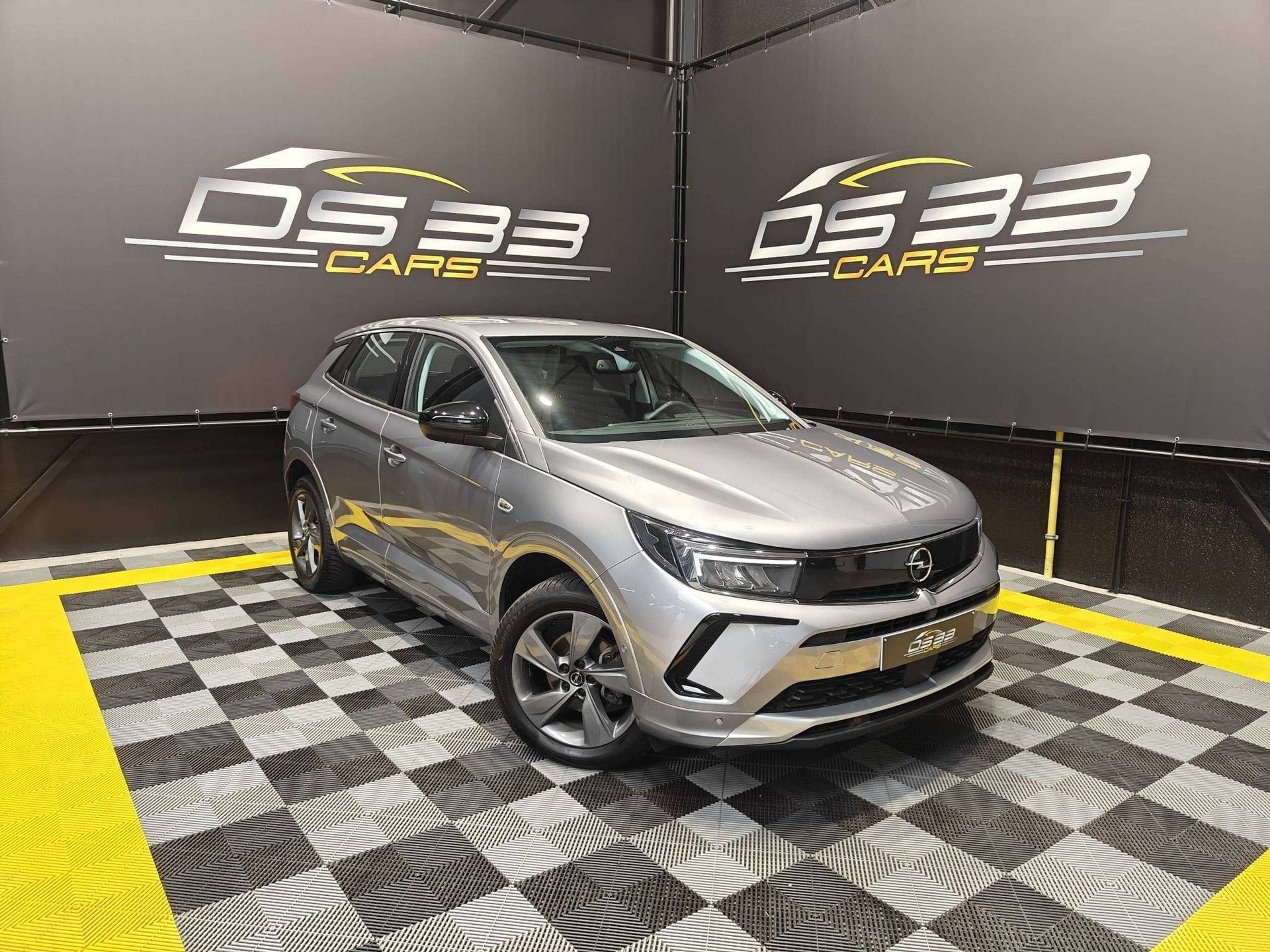Opel Grandland 1.2 Turbo Business Edition/Airco/360/Cruise/A, Stof, Gebruikt, 1199 cc, 5 zetels